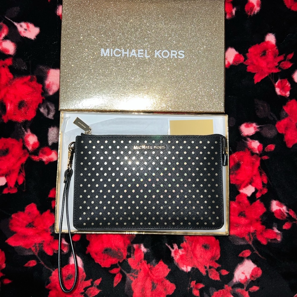 Michael Kors Wristlet